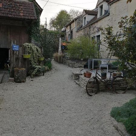 Vila Gite Des Remparts Bèze Exteriér fotografie